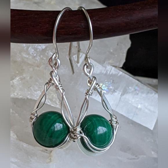 Elegant Sterling Silver Malachite Gemstone Earrings - Picture 6 of 14